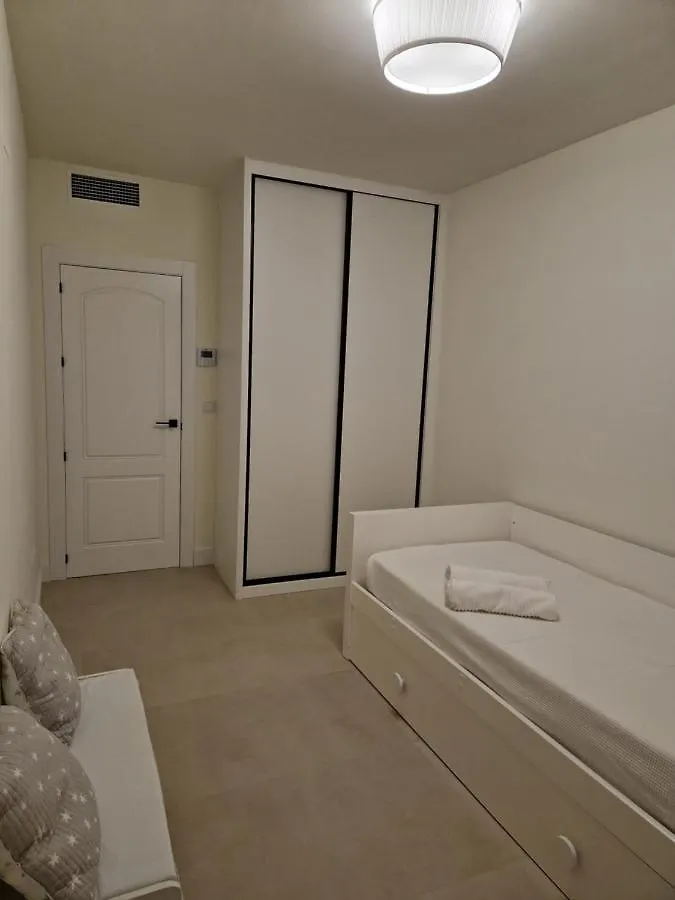 Apartamento V27 Baeza 0*,